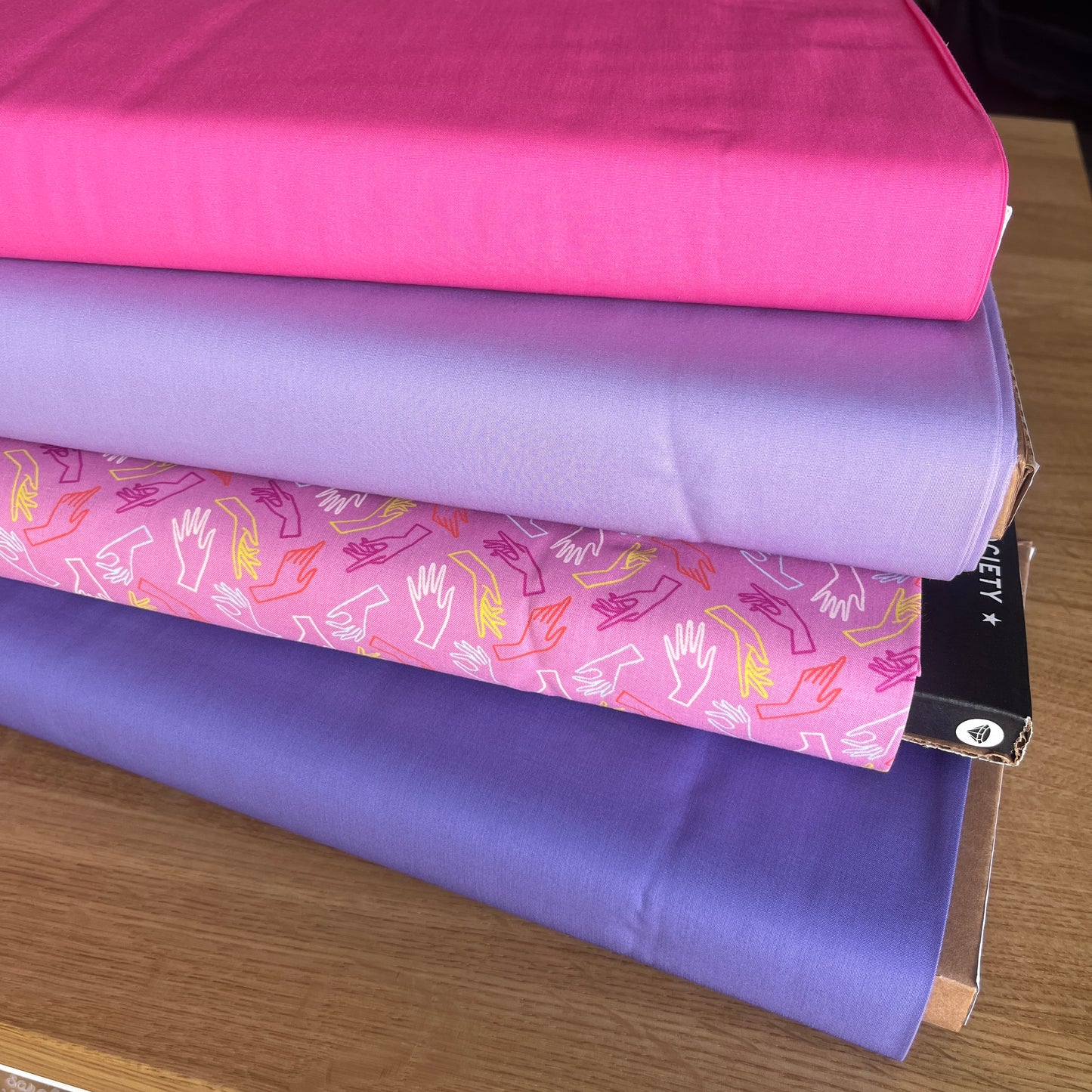 Sawtooth Starshine Quilt Kit (Pretty Pretty Princess)