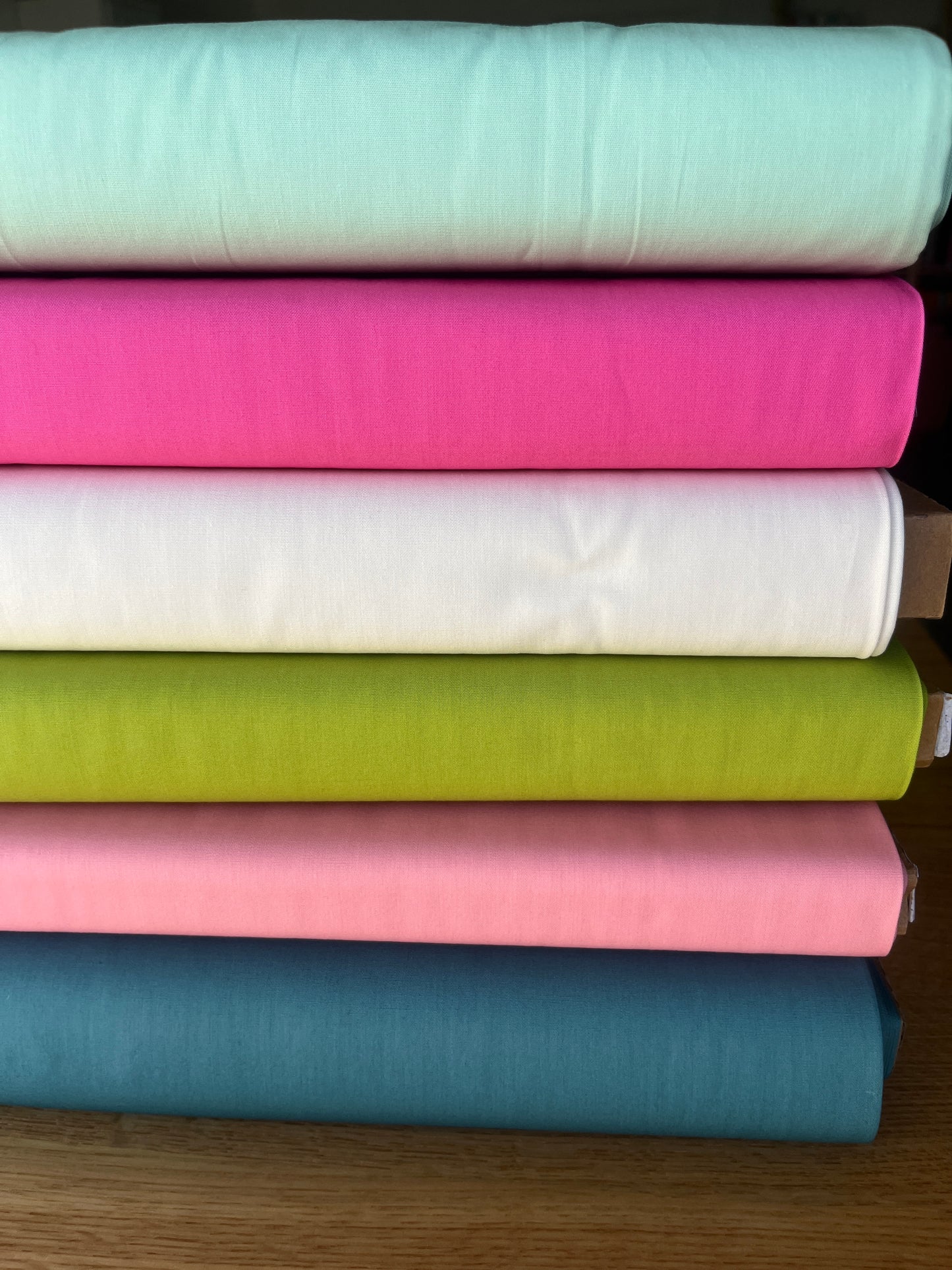 Wallflower Quilt Kit (Preppy Girl)
